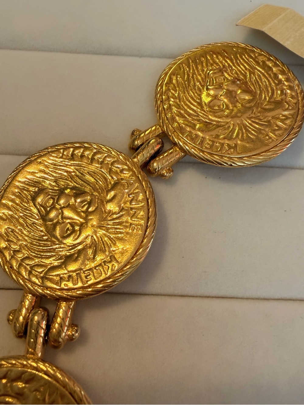 Vintage Anne Klein Gold Tone Lion Medallion Statement Necklace Toggle Clasp NWT - Picture 2 of 13
